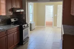 304 W Westfield Ave, Roselle Park, NJ 07204 - Photo 5