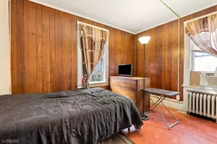 362 E 30th St, Paterson, NJ 07504 - Photo 13