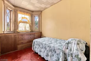 362 E 30th St, Paterson, NJ 07504 - Photo 3