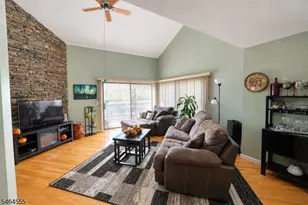 1 Sparrow Cir, Hampton Township, NJ 07860 - Photo 13