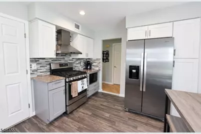 1 Sparrow Cir, Hampton Township, NJ 07860 - Photo 5