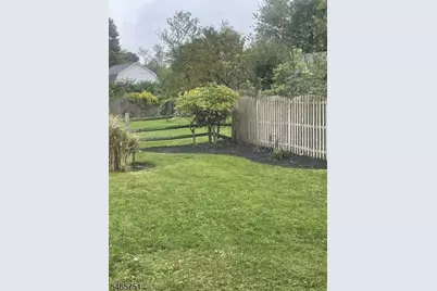 49 Laurel Rd, Franklin Township, NJ 08528 - Photo 35