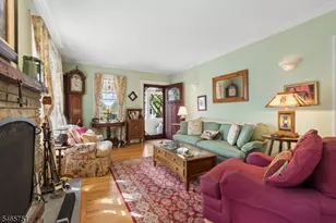 49 Laurel Rd, Franklin Township, NJ 08540 - Photo 9