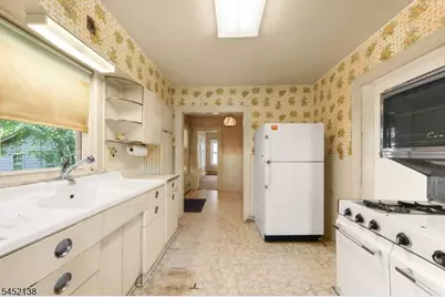 30 Bloomfield Ave, Montville Township, NJ 07058 - Photo 5