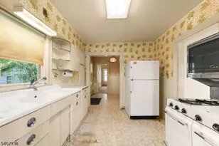 30 Bloomfield Ave, Montville Township, NJ 07058 - Photo 5