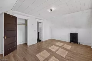 389 N Maple Ave, East Orange, NJ 07017 - Photo 17