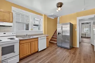 389 N Maple Ave, East Orange, NJ 07017 - Photo 9