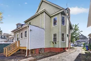 389 N Maple Ave, East Orange, NJ 07017 - Photo 3