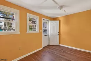 389 N Maple Ave, East Orange, NJ 07017 - Photo 11