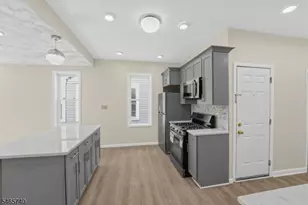 29 Goodwin Ave, Newark, NJ 07112 - Photo 27