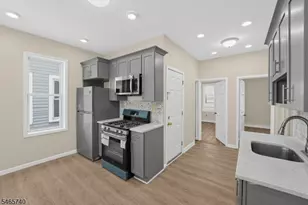 29 Goodwin Ave, Newark, NJ 07112 - Photo 19