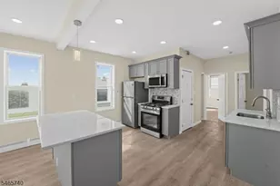 29 Goodwin Ave, Newark, NJ 07112 - Photo 31