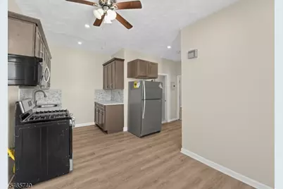 29 Goodwin Ave, Newark, NJ 07112 - Photo 43