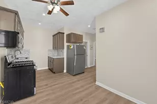 29 Goodwin Ave, Newark, NJ 07112 - Photo 43