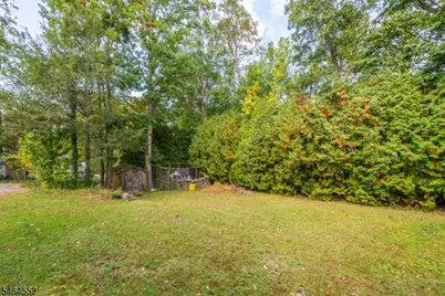 195 Vreeland Rd, West Milford, NJ 07480 - Photo 23