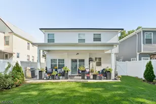 1019 Bishop Evans Way, Linden, NJ 07036 - Photo 21