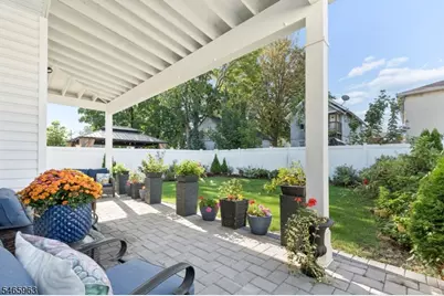 1019 Bishop Evans Way, Linden, NJ 07036 - Photo 19