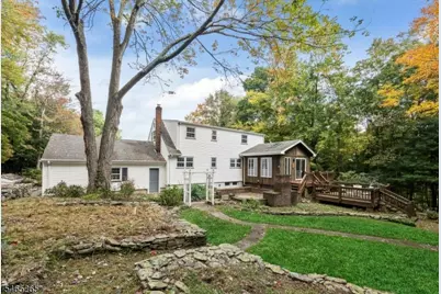13 Holiday Ln, West Milford, NJ 07480 - Photo 43