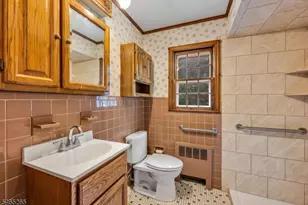 13 Holiday Ln, West Milford, NJ 07480 - Photo 19