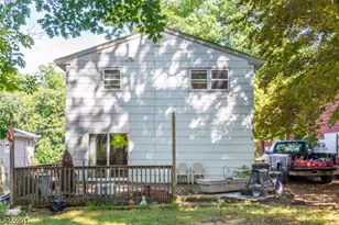 62 Wildwood Shores Dr, Hopatcong, NJ 07843 - Photo 23