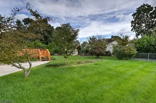 129 Irvington Ave, Franklin Township, NJ 08873 - Photo 41