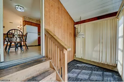 129 Irvington Ave, Franklin Township, NJ 08873 - Photo 19