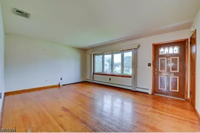 129 Irvington Ave, Franklin Township, NJ 08873 - Photo 9