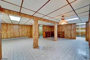 129 Irvington Ave, Franklin Township, NJ 08873 - Photo 31