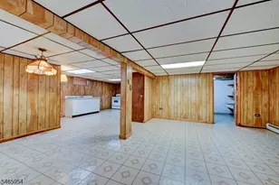 129 Irvington Ave, Franklin Township, NJ 08873 - Photo 33