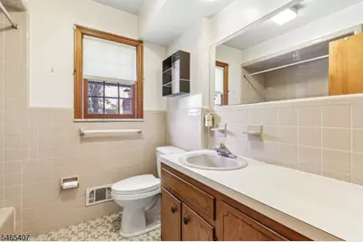 25 Wardle Ave, Berkeley Heights Township, NJ 07922 - Photo 23