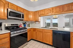 62 Amethyst Ln, Paterson, NJ 07501 - Photo 1
