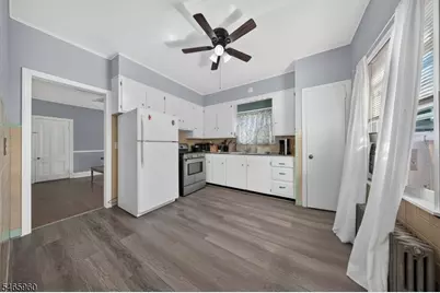 40 W Fairview Ave, Dover, NJ 07801 - Photo 13