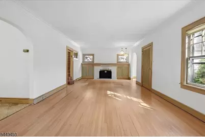 45 Undercliff Rd, Millburn, NJ 07041 - Photo 7