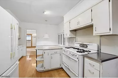 45 Undercliff Rd, Millburn, NJ 07041 - Photo 19
