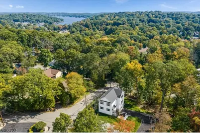 39 Madison Trail, Hopatcong, NJ 07843 - Photo 25