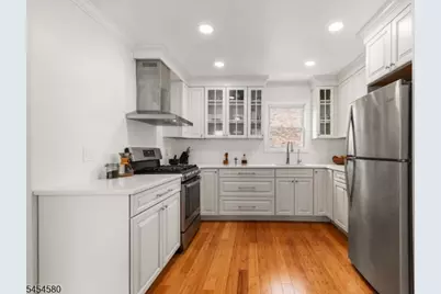 414 Saddle River Rd, Saddle Brook Township, NJ 07663 - Photo 17