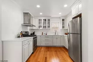 414 Saddle River Rd, Saddle Brook Township, NJ 07663 - Photo 17