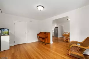 414 Saddle River Rd, Saddle Brook Township, NJ 07663 - Photo 19