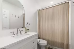 414 Saddle River Rd, Saddle Brook Township, NJ 07663 - Photo 23
