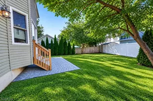 11 Tulip Ct, Kenilworth, NJ 07033 - Photo 31
