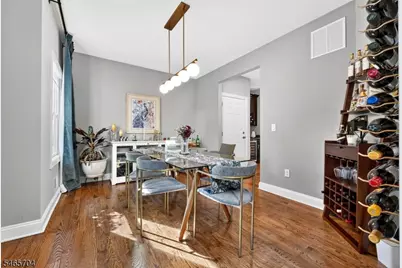 11 Tulip Ct, Kenilworth, NJ 07033 - Photo 9