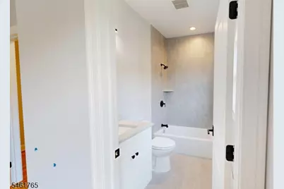 182 A East 25th St, Paterson, NJ 07514 - Photo 15