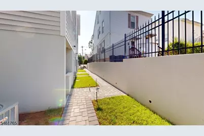 182 A East 25th St, Paterson, NJ 07514 - Photo 3