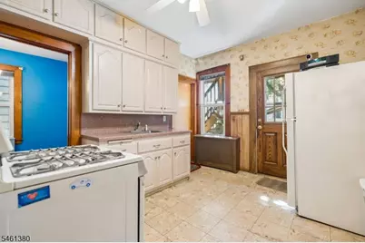 912 Roosevelt St, Elizabeth, NJ 07202 - Photo 9