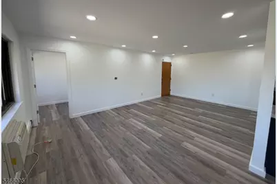 401 Highway22B43U6 #43F, North Plainfield, NJ 07060 - Photo 3
