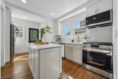 92 Boyden Ave, Maplewood, NJ 07040 - Photo 13