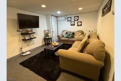 334 N 4th Ave, Hawthorne, NJ 07506 - Photo 17