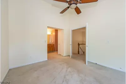 4 Danbury Ct, Bedminster Township, NJ 07921 - Photo 11