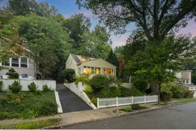 18 Halsted St, Verona, NJ 07044 - Photo 37