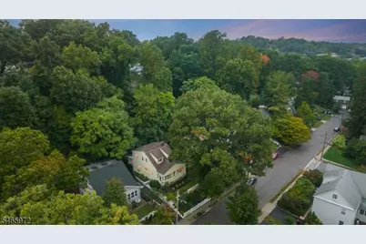 18 Halsted St, Verona, NJ 07044 - Photo 41